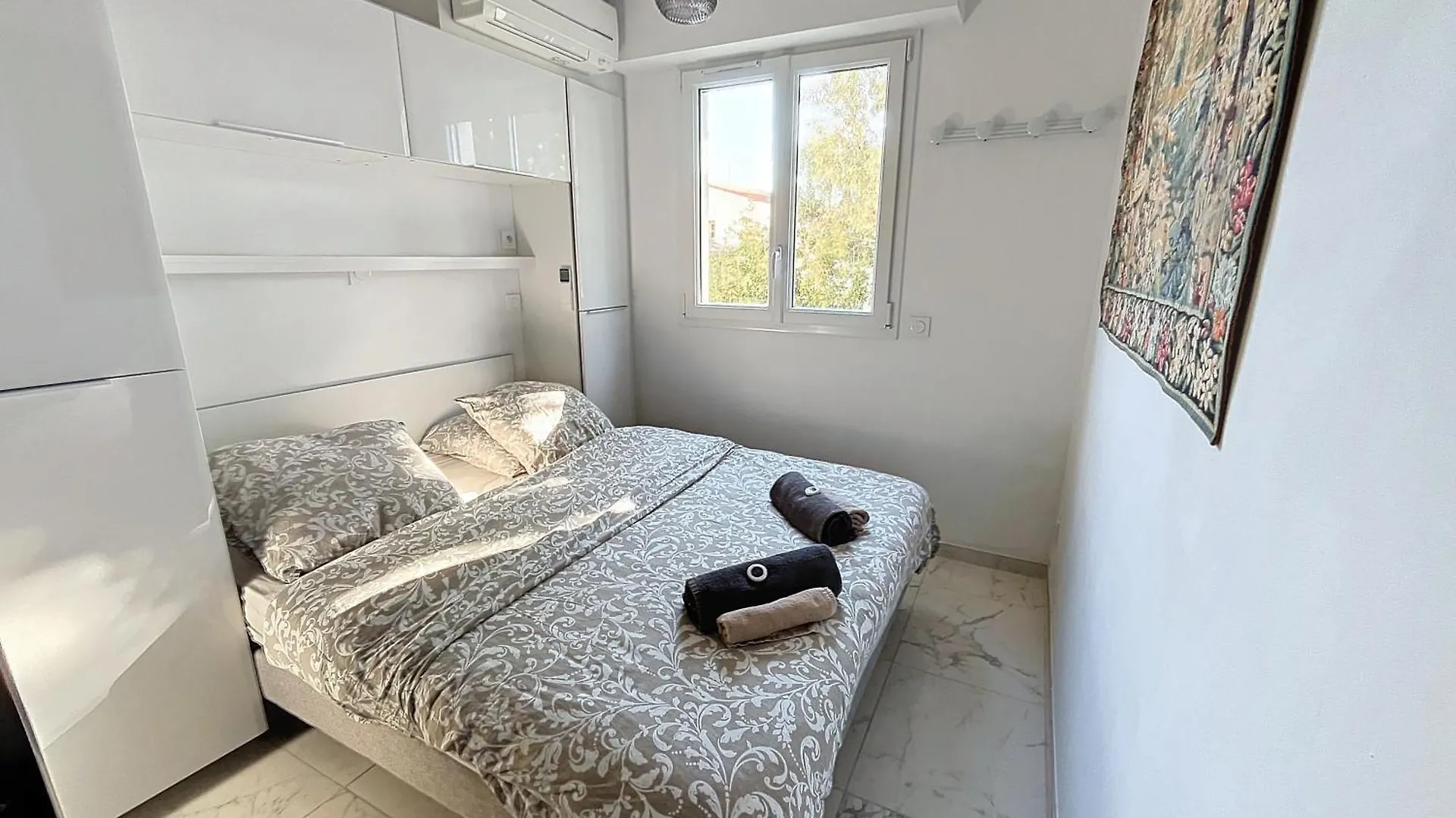Belvedere 3 Etoiles Antibes 0*,  France