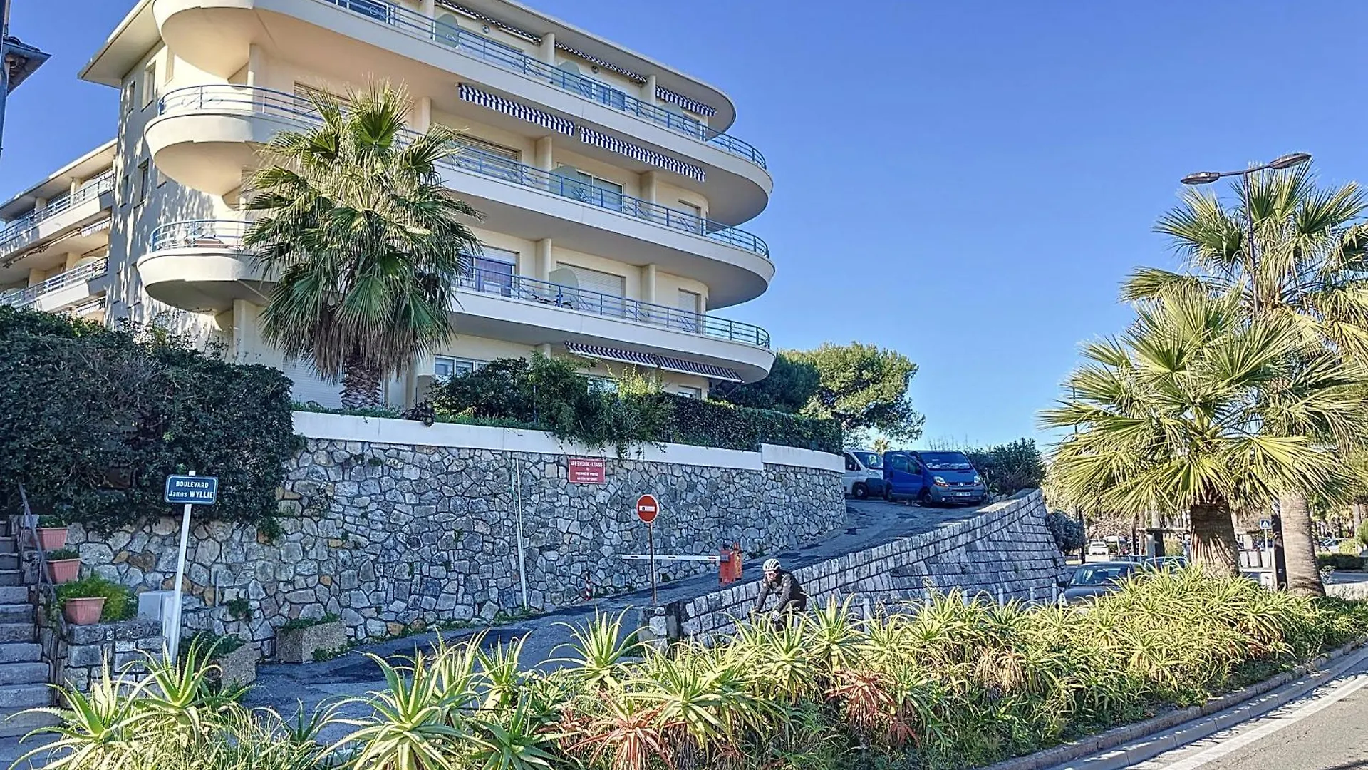 Belvedere 3 Etoiles Antibes France